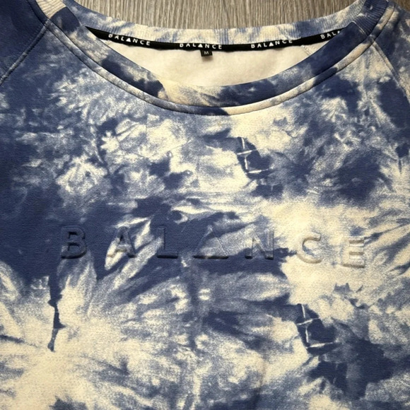Tie-Dye Balance Athletic Cropped Fleece Sweatshirt size Medium - Picture 2 of 6